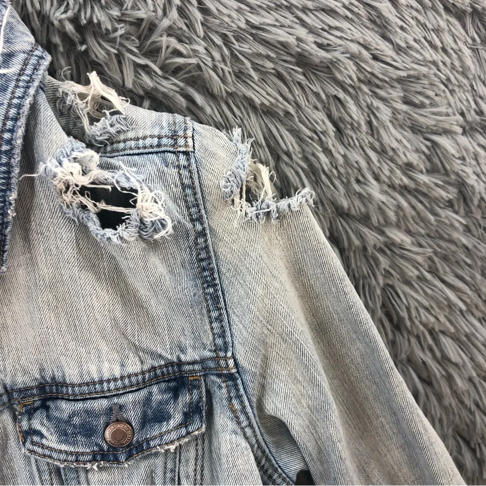 American Eagle Outfitters Jacket Womens Large Distressed Button Up Denim